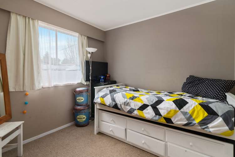 25 Joanne Crescent Pukehangi_7