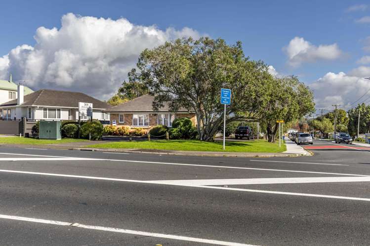 2 Fairdene Avenue Henderson_6