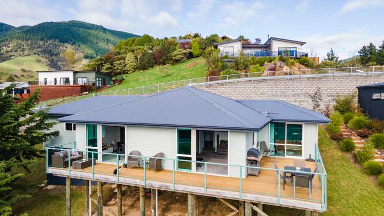 11 Woodford Lane Stoke_15