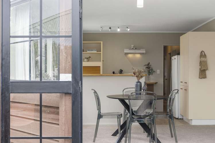 9a Dasent Street Karori Central_22