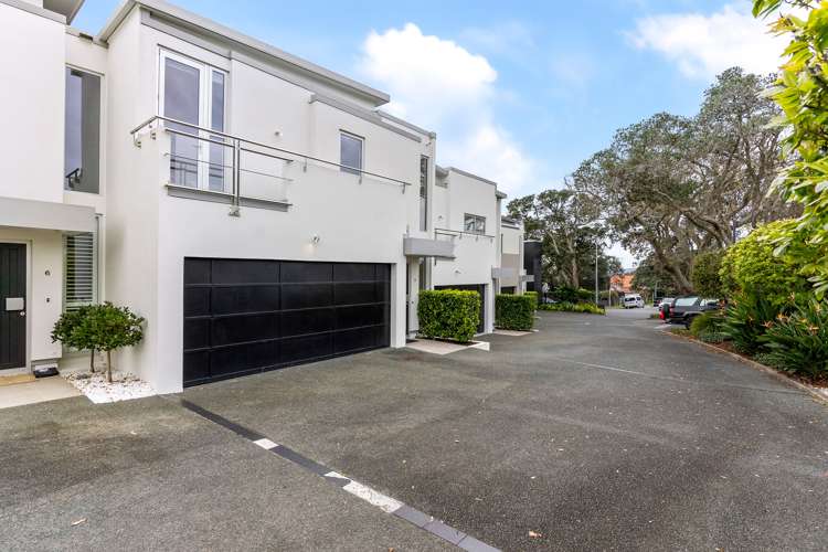 5/258 Hurstmere Road Takapuna_23