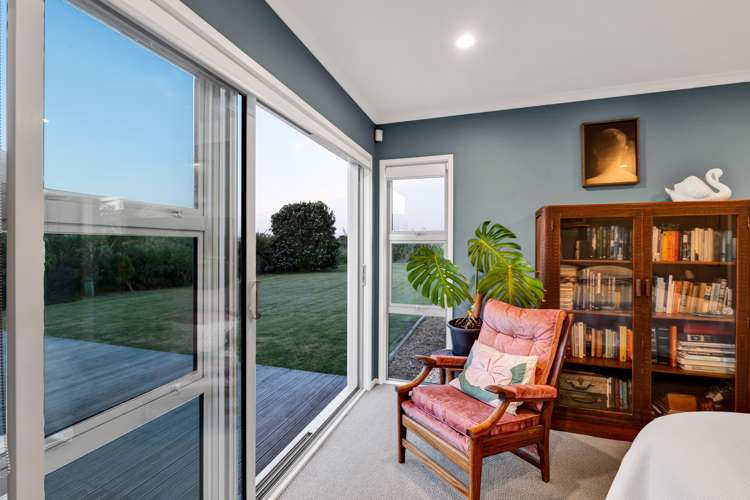 265 Tai Road Opunake_15