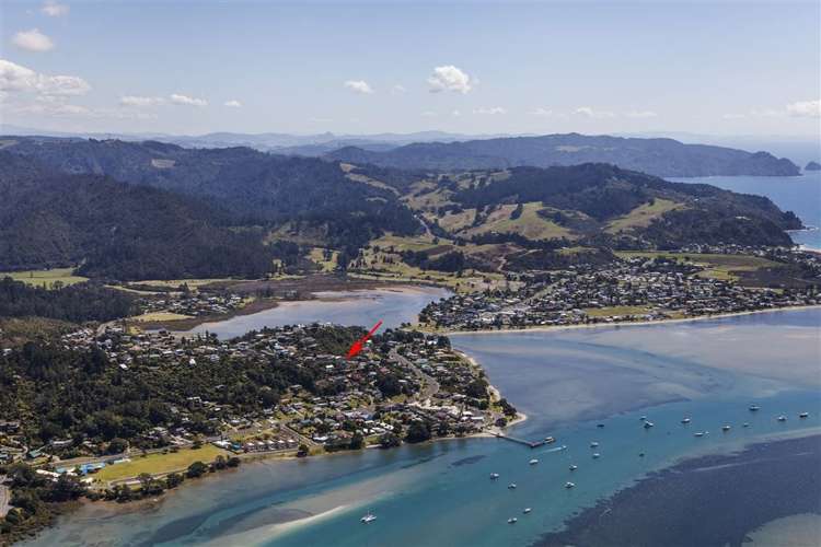 16 Pine Grove Tairua_22