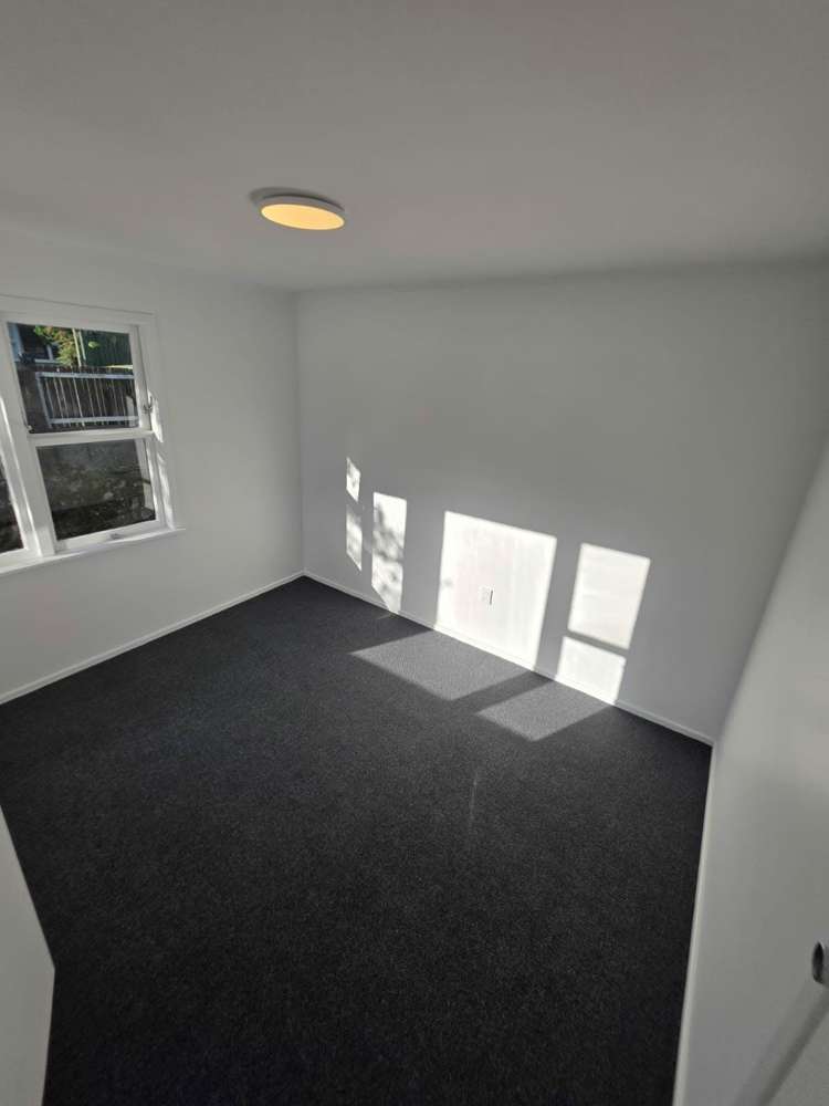 15 Parenga Street Wainuiomata_9