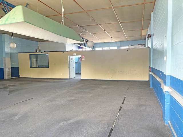 25 Fair Mall Otara_1