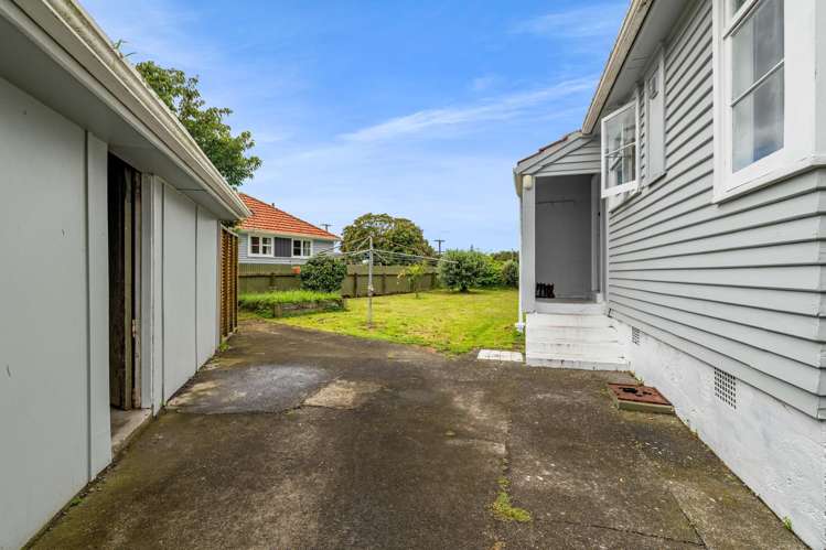 2 Dixon Avenue Hawera_13