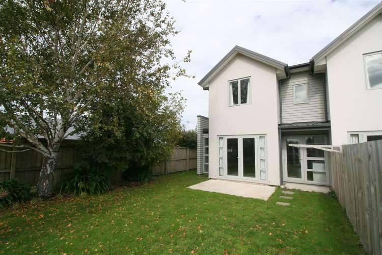 37 Eric Adam Way Linwood_10