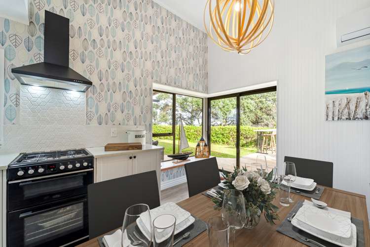 881 Whangaparaoa Road Manly_11