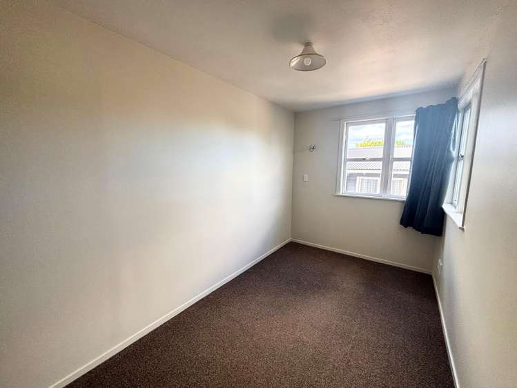 18 Stokes Avenue Te Atatu Peninsula_6