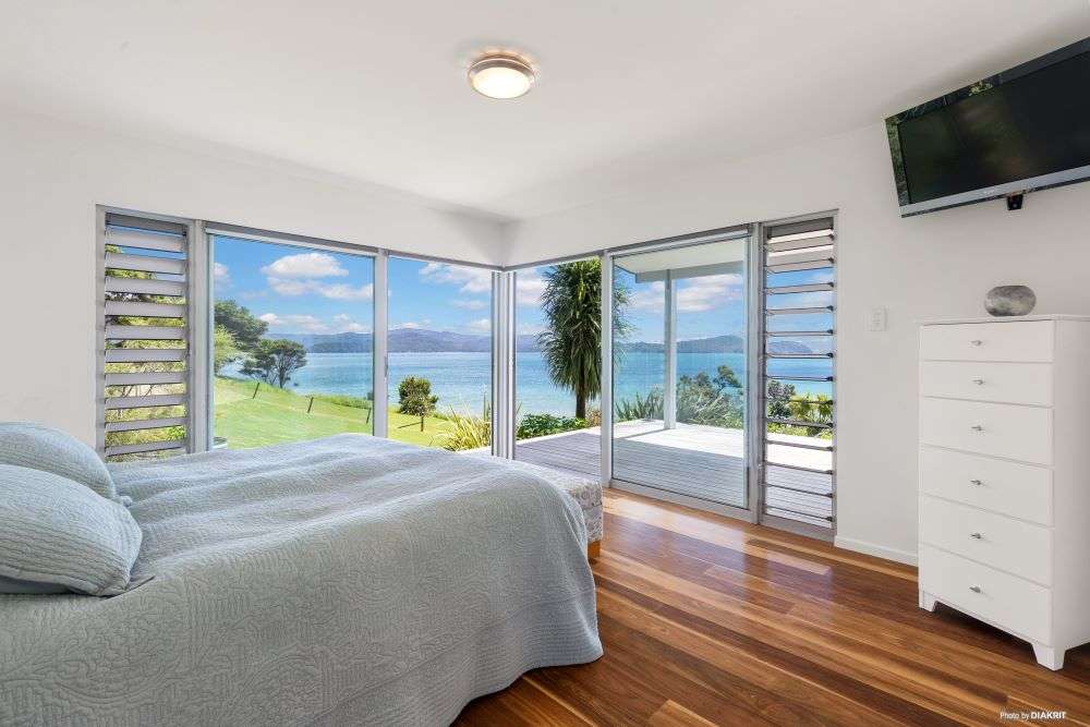 17C Dodd Road in Wattle Bay, Awhitu Peninsula, Franklin