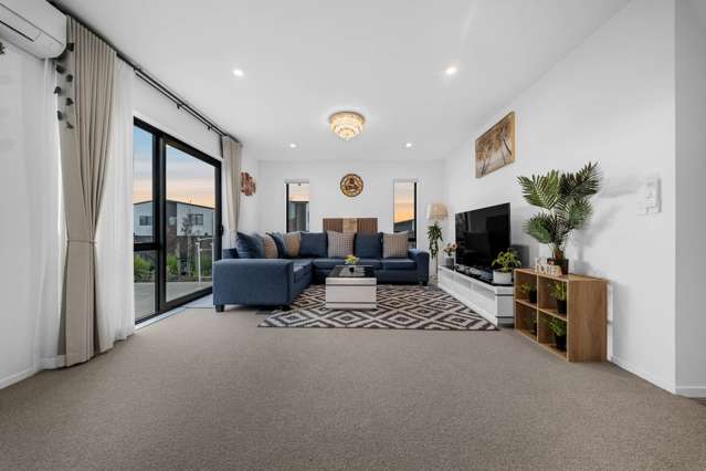 8 Otereti Street Flat Bush_4