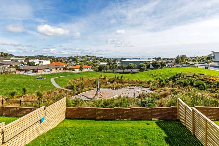 6 Seafarer Crescent Stanmore Bay_25