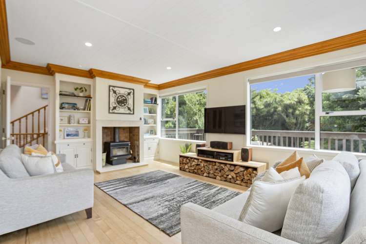 5 Hartles Place Mellons Bay_5