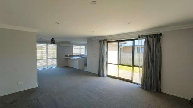 C/32 Lowe Street Avenal_1