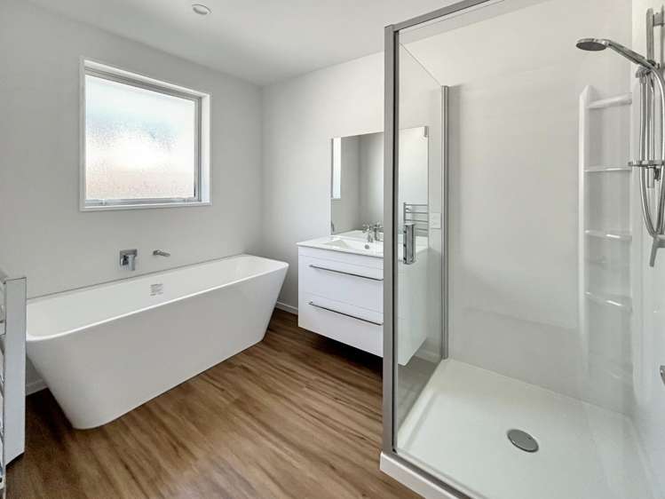 10 Waituna Street 2340_9