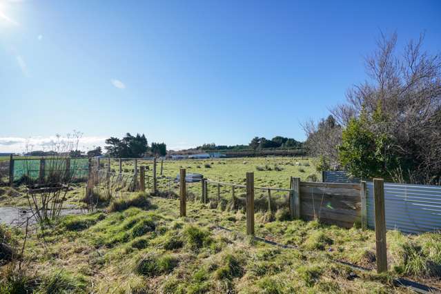 "Opportunity Knocks" Lifestyle Property at 178 Avon Road, Invercargill