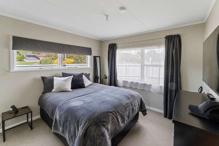 2 Martin Avenue Wakefield_10