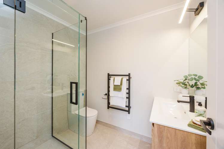 5A Belvedere Crescent Takaro_16