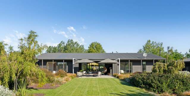 Modern Martinborough Estate masterpiece