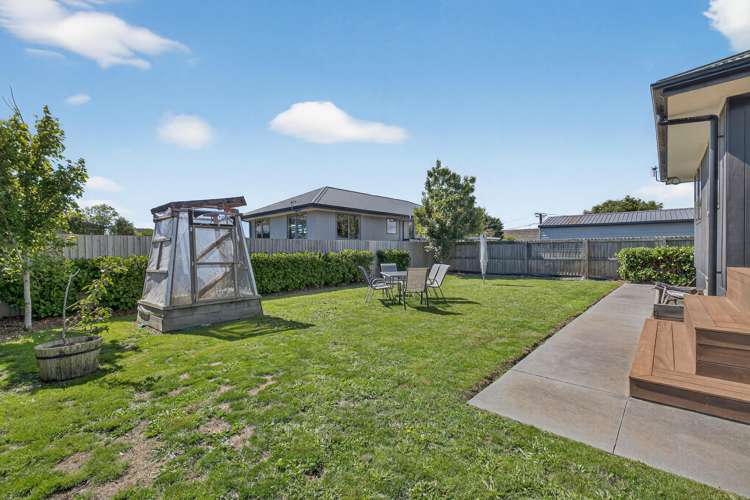 9 Portchester Street Aranui_14