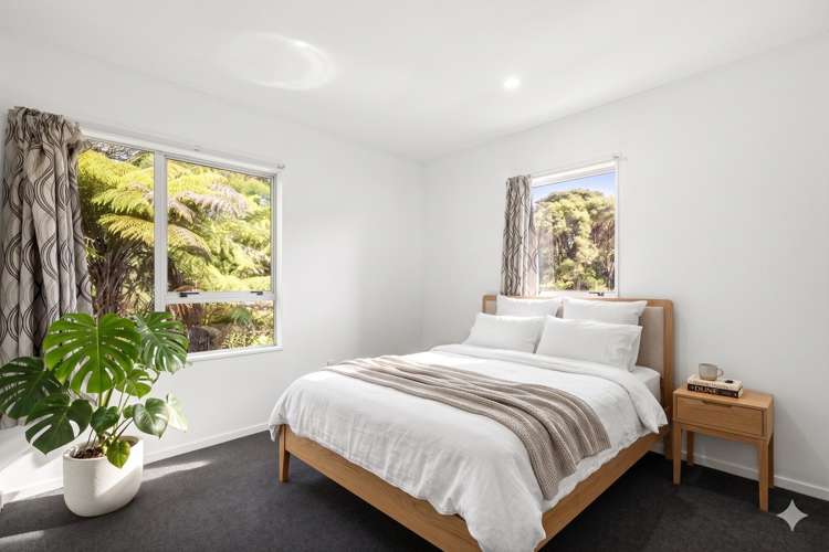 2/8 Thistledew Place Bayview_8