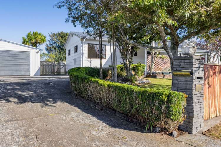 7 Swansea Road Stratford_35