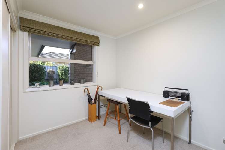 3 Heron Grove Richmond_17