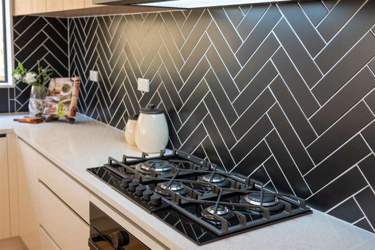 69 Ta Moko Drive Gulf Harbour_13