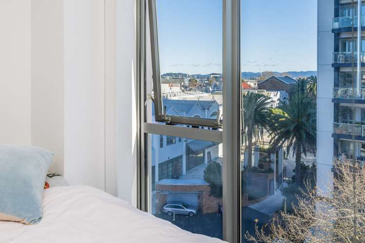 602/5 Howe Street Freemans Bay_11