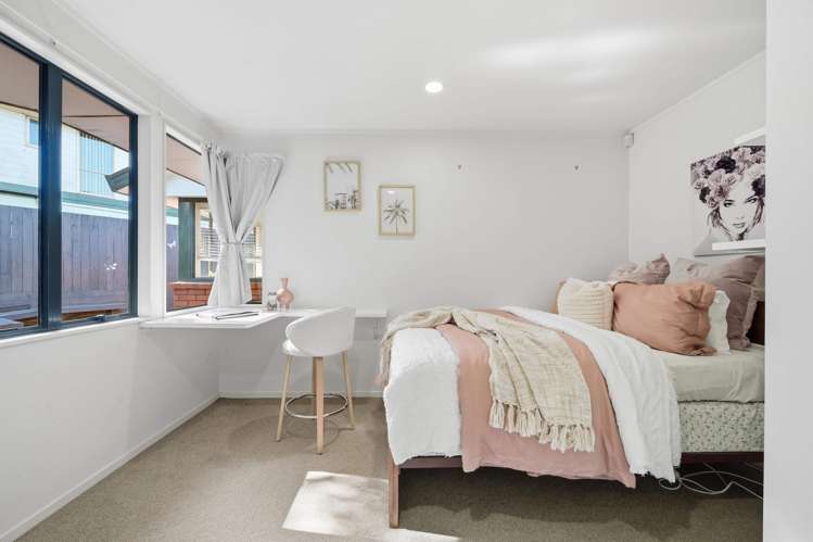 2/18 Stredwick Drive Torbay_14