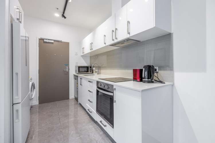 301/79 Airedale Street_5