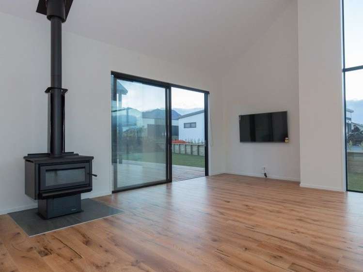 88 Infinity Drive Wanaka_5