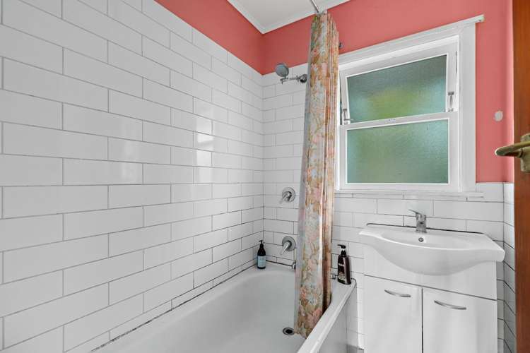 4/9 Moana Avenue Belmont_5