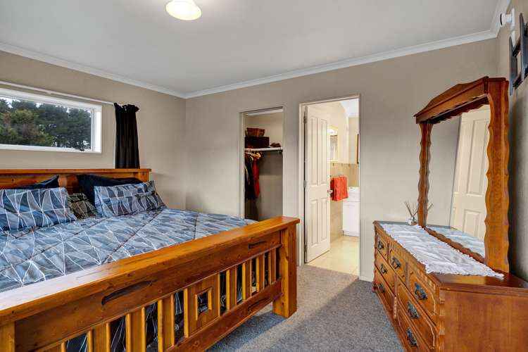 9 Hobson Street Normanby_13