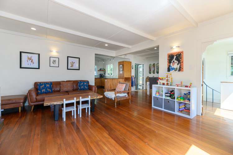 165 Laingholm Drive Laingholm_9