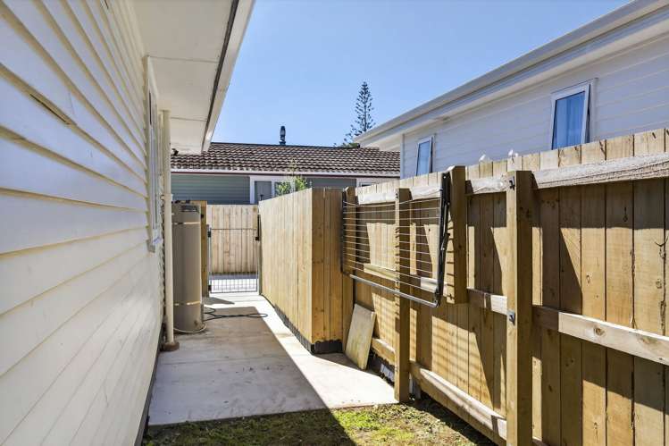 11 Matthews Road Tamarau_31