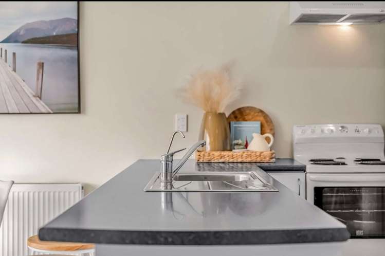 56 Devon Road Springvale_4