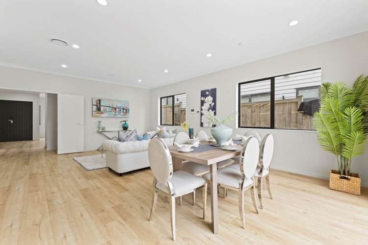 20 Drumnaconagher Road Flat Bush_4