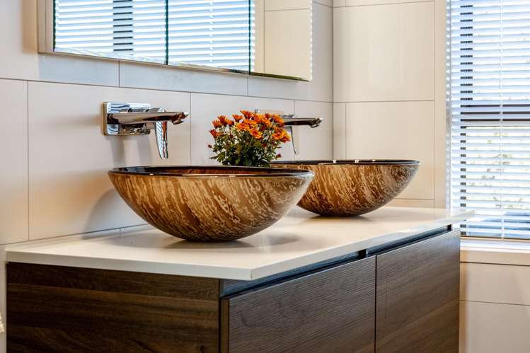137 West Hoe Heights Orewa_16