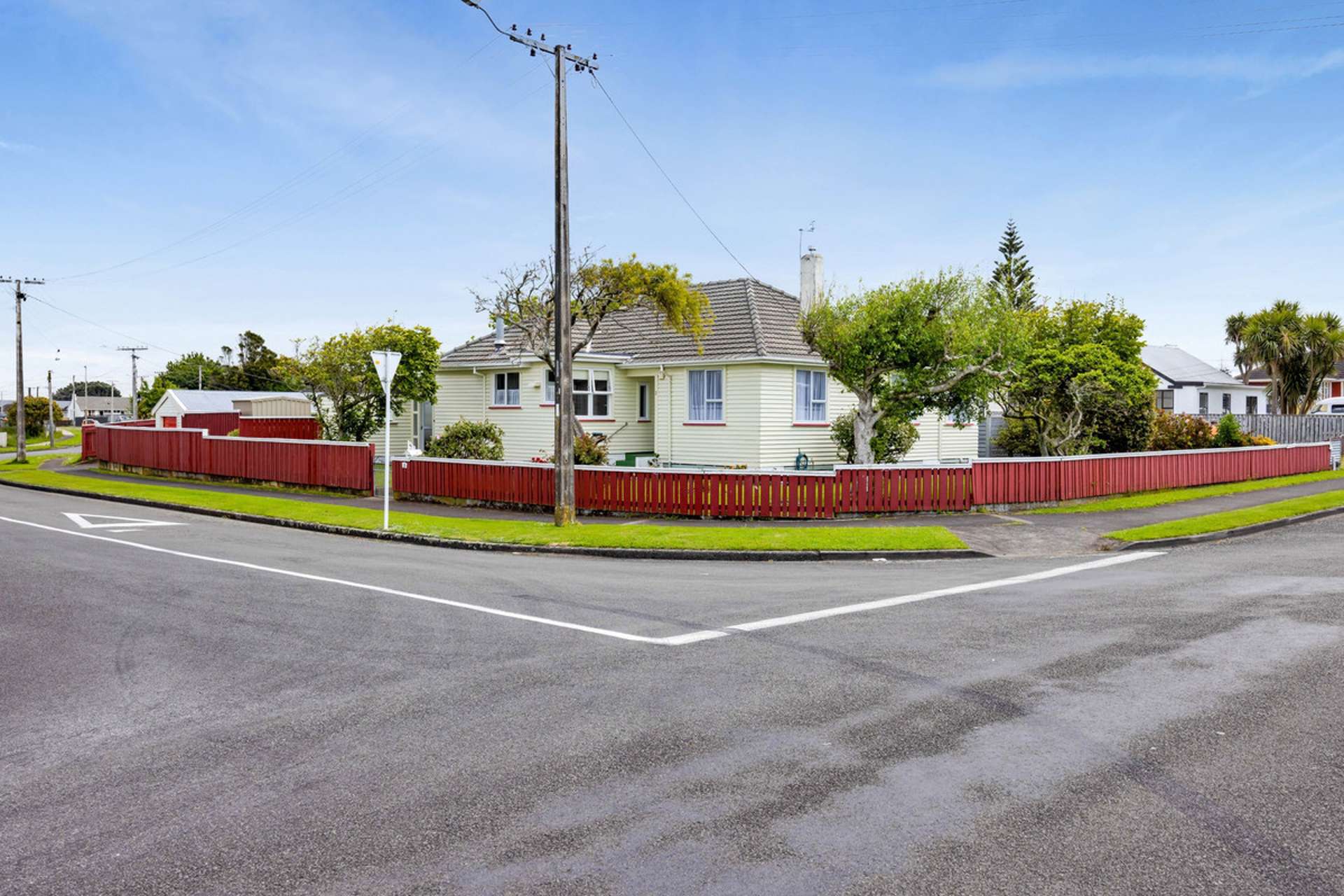 2 Acourt Street Hawera_0