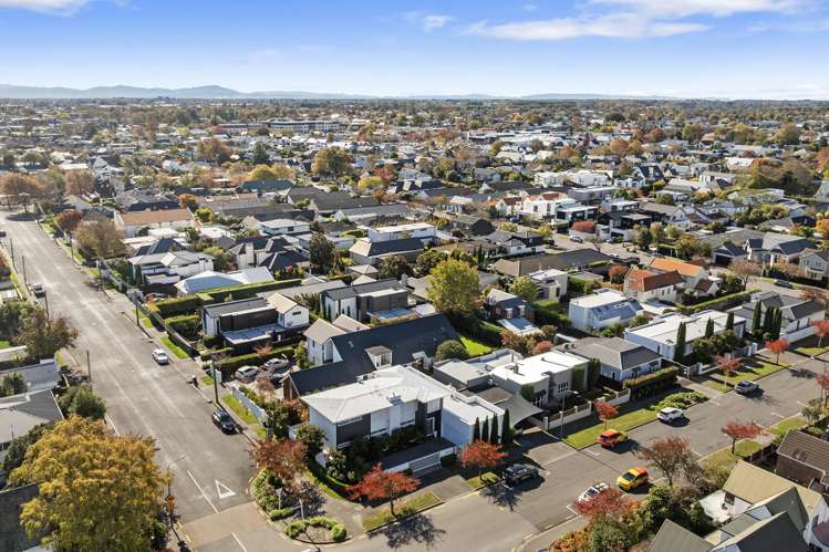 55 Merivale Lane Merivale_40