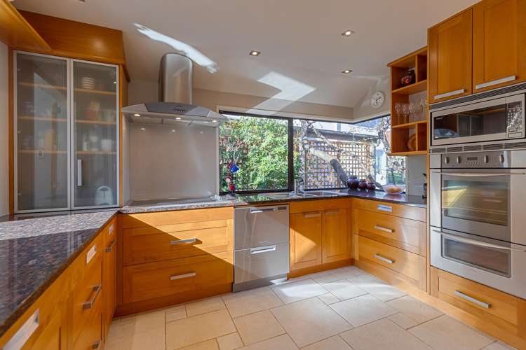 23 Edinburgh Drive Queenstown_10