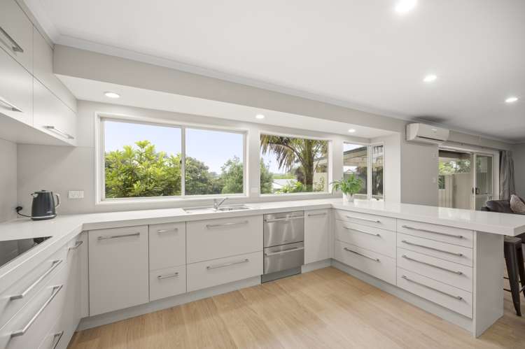 1 Frank Knight Place Waiuku_5