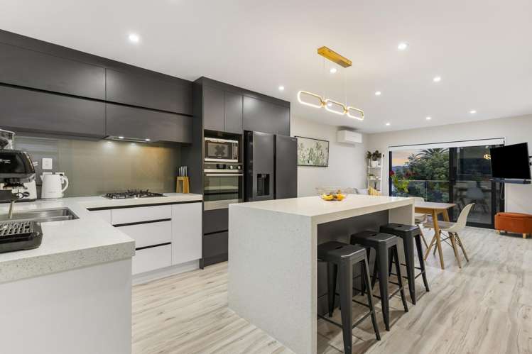 3C Springbank Lane Te Atatu Peninsula_6