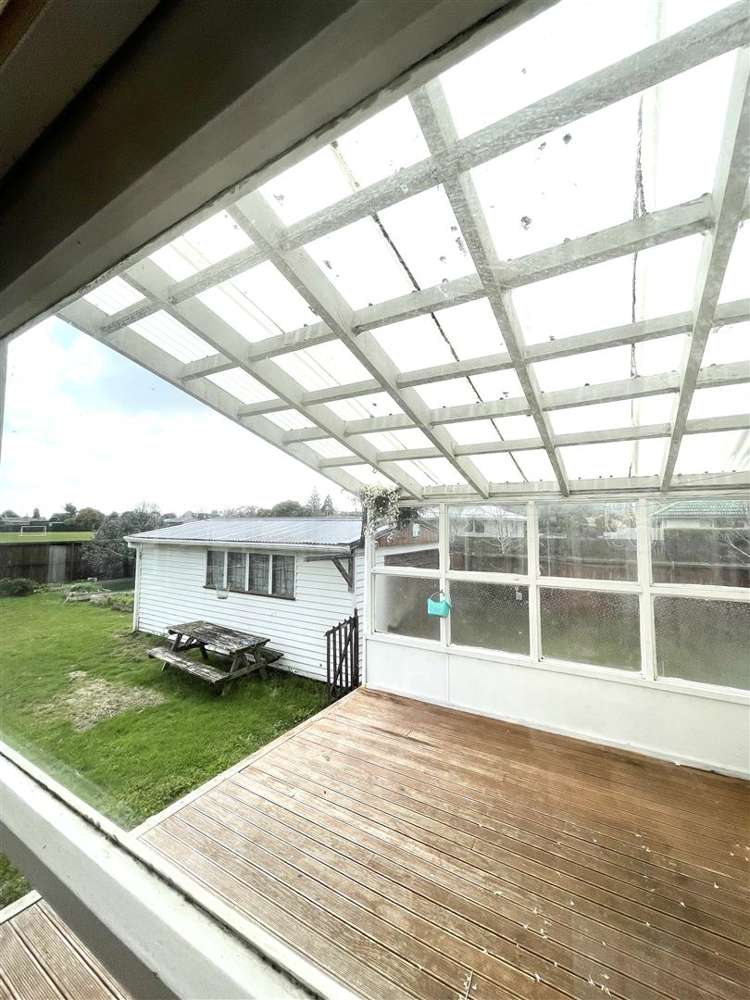 19 Yeovil Road Te Atatu Peninsula_13