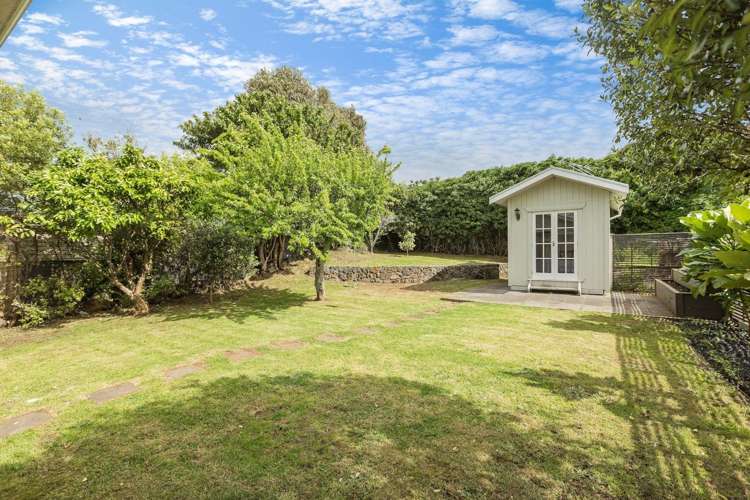 126 Peary Road Mount Eden_25