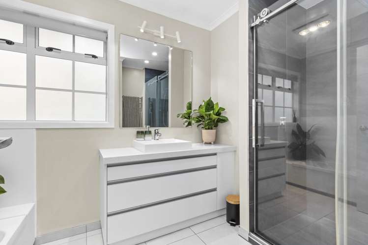 114 Pipiroa Road Ngatea_13