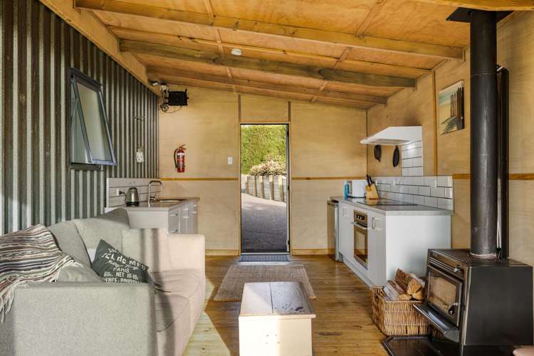 37 Pahoia Beach Road Whakamarama_23