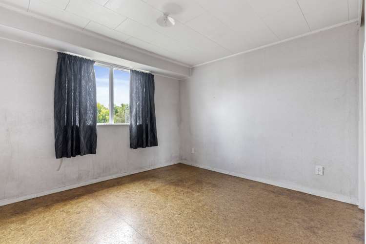 9 Taioma Crescent Te Atatu Peninsula_10