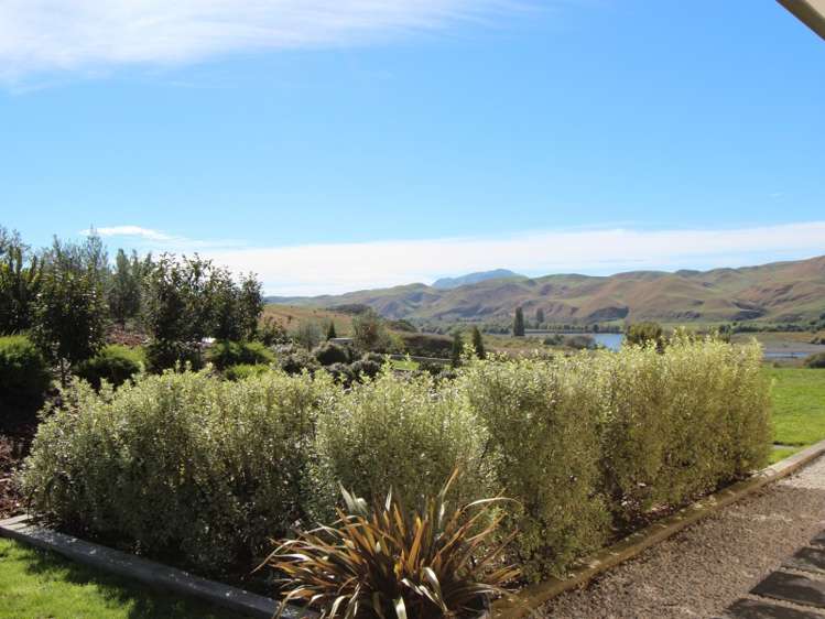 2369 Middle Road Poukawa_24